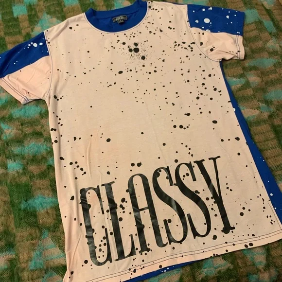 Classy & Hood Splatter 2-Tone Shirt - Picture 2 of 5